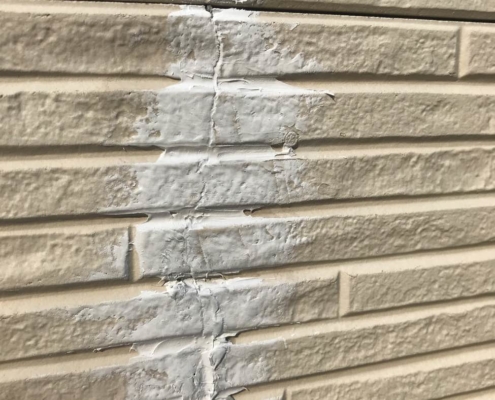 葛飾区西水元S様邸 外壁クラックへのシーリング充填後の様子｜防水性と耐久性を確保した補修作業