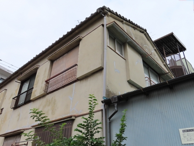 saitama-apartment-exterior-deterioration